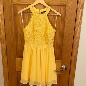 Lulus Sunny Yellow Floral Women’s Dress Size Small